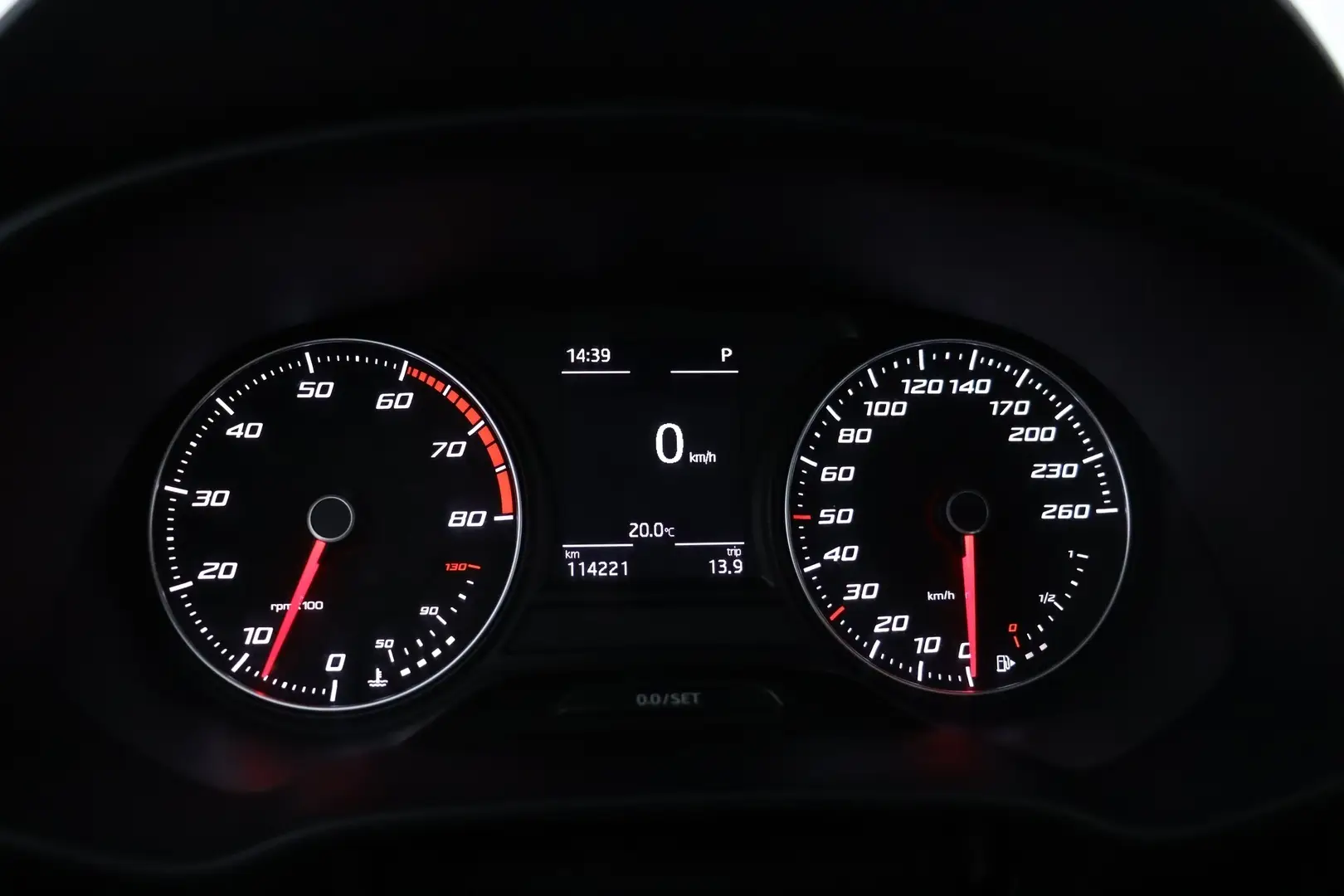 Car Image - YPOrlWmJmYLNe6C14EcXY