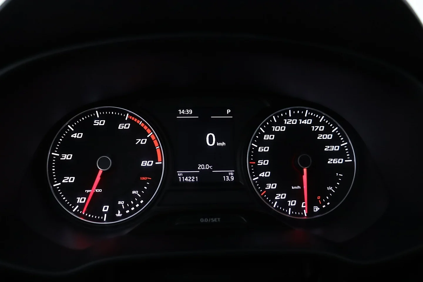 Car Image - YPOrlWmJmYLNe6C14EcXY