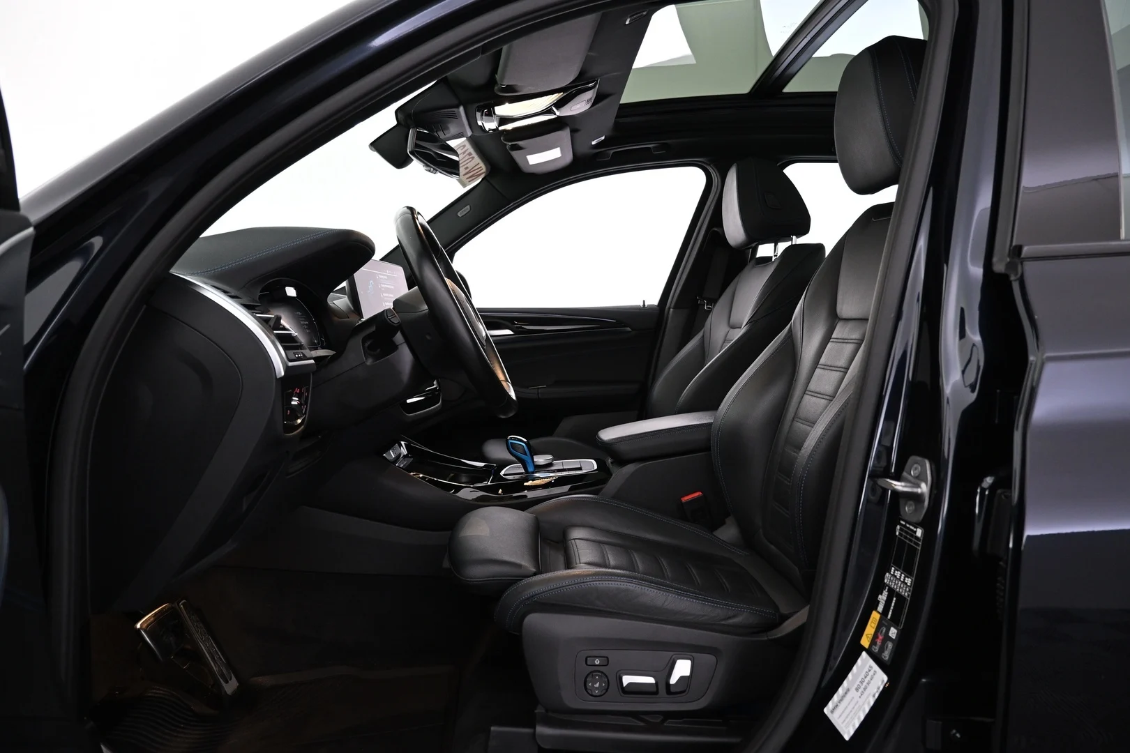 Car Image - 2alBfyijXHo47R1PhJwDSj