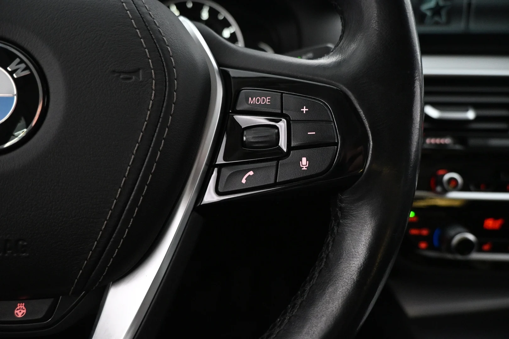 Car Image - 2VGtE9YKNff4pjgRFAYgKe