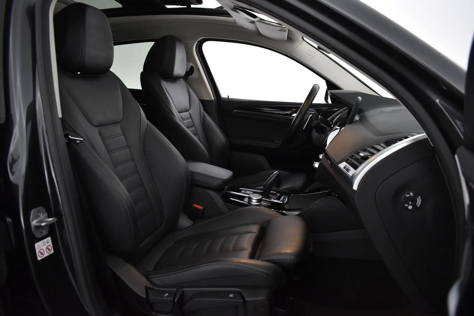 Car Image - 4dNVP0rMG39q8JESkqjCt4