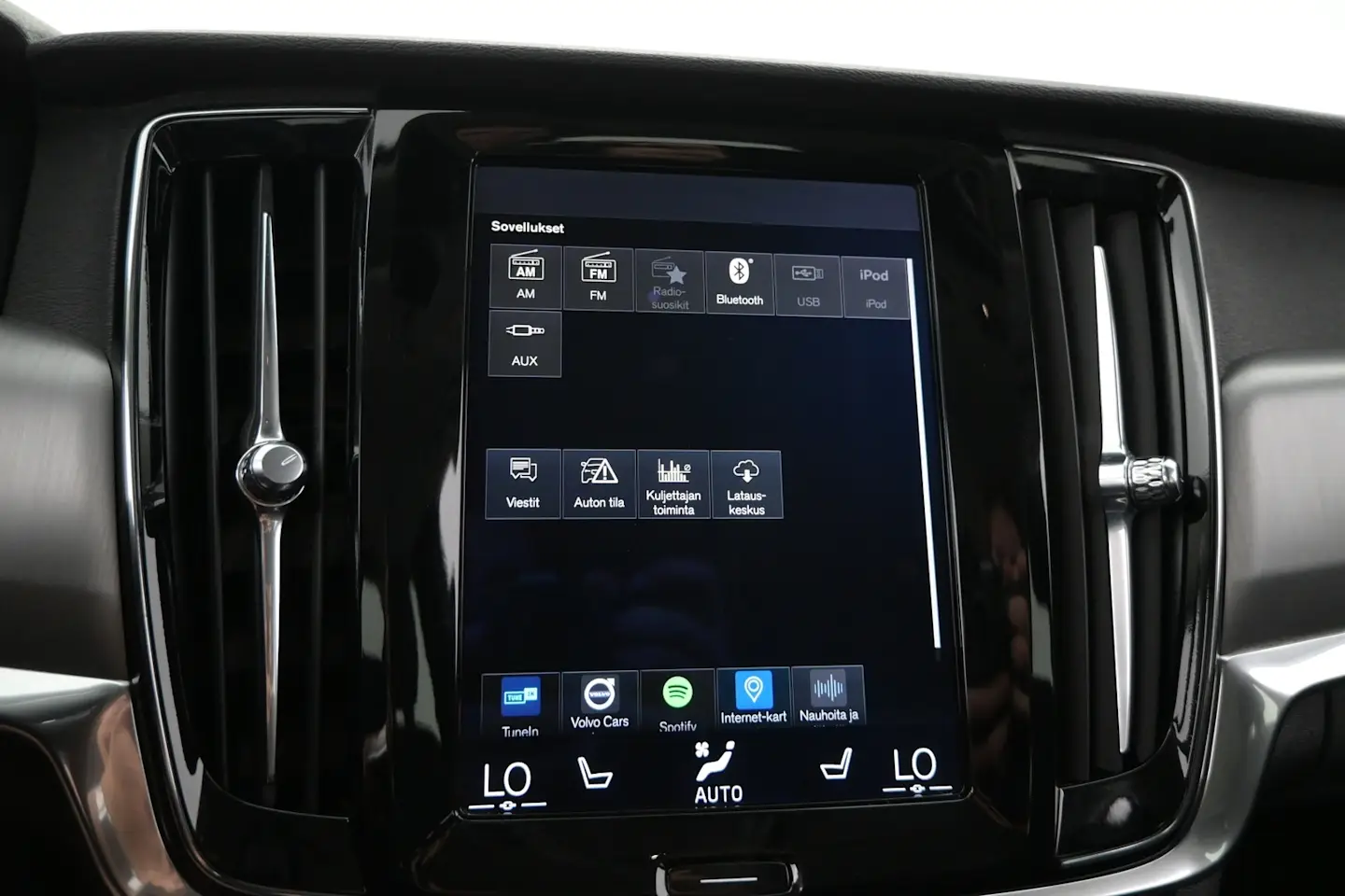 Car Image - 1hlE8u5iaUqLFLqhbYaqfu