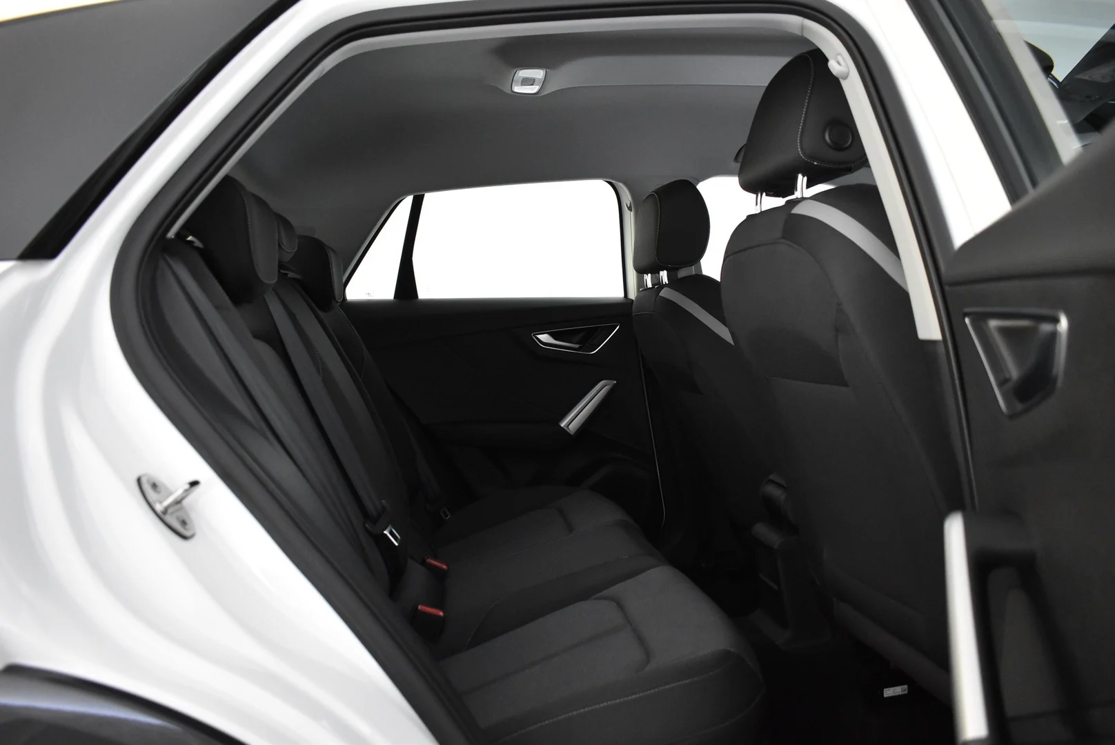 Car Image - 2MofAjxbUkTMbwg4URzJFp