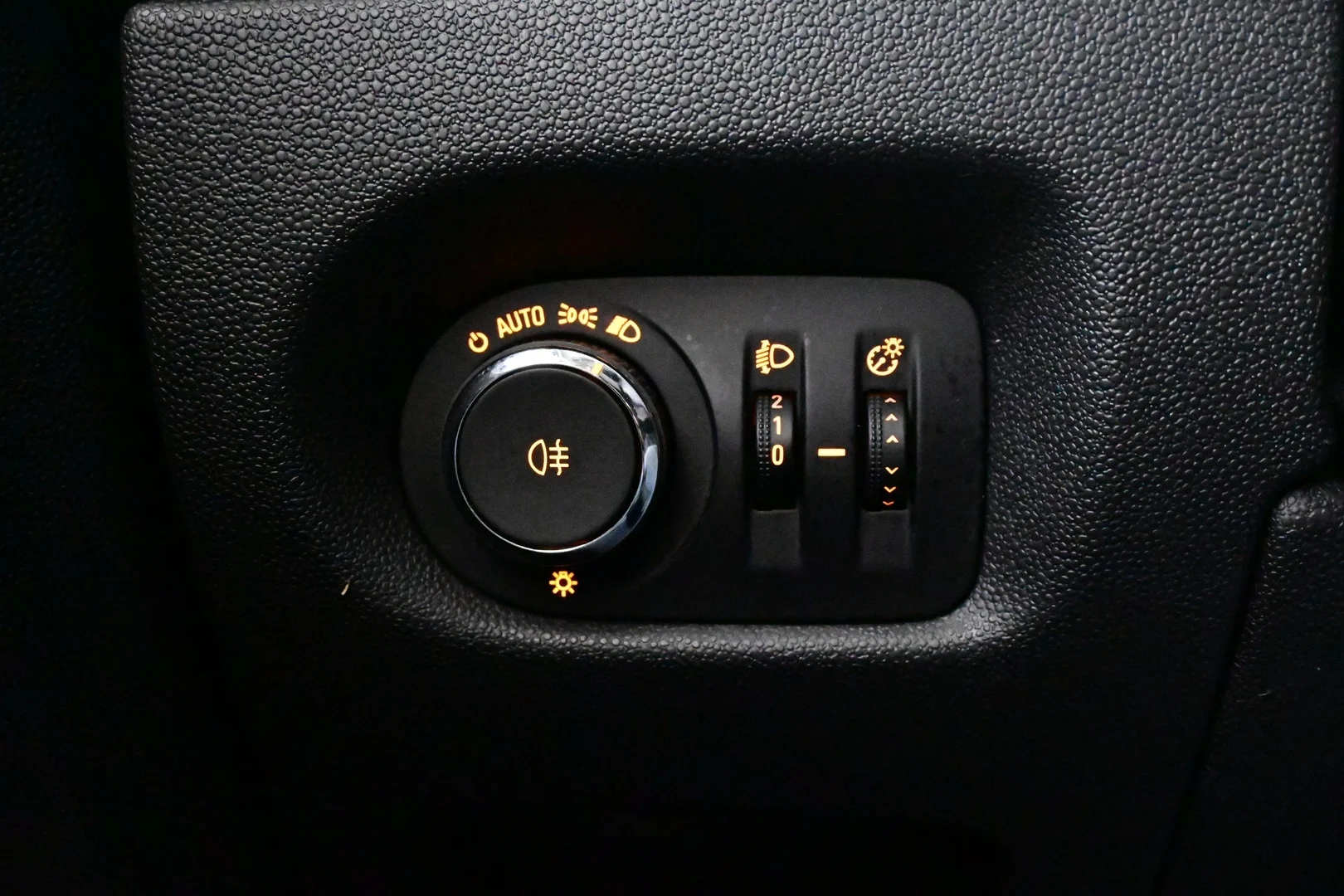 Car Image - 5LRGQhQV0BvaF5y5TJ62dl