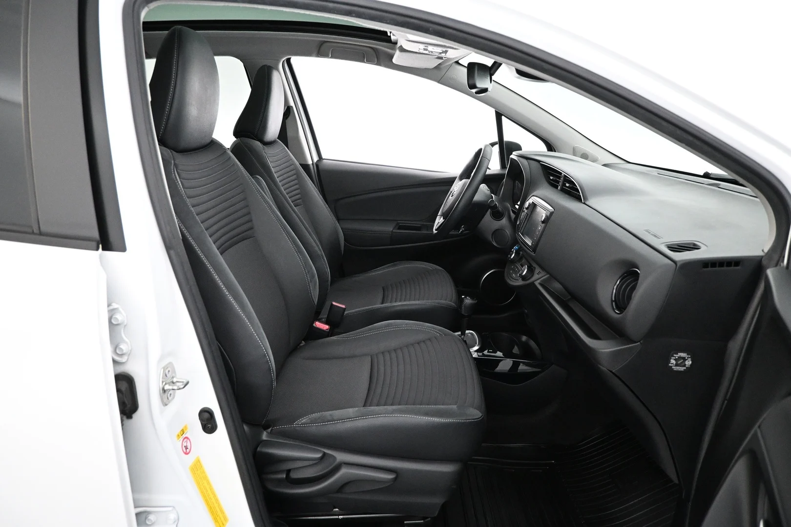 Car Image - AGYuKN1PwjpcRxCpkHi7U