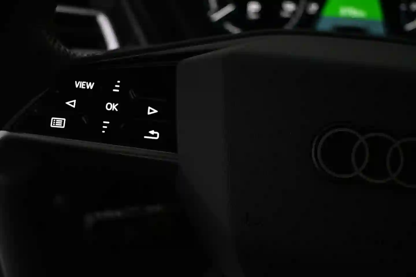 Car Image - 3VK1ATdLSsAztFyNniQLv4
