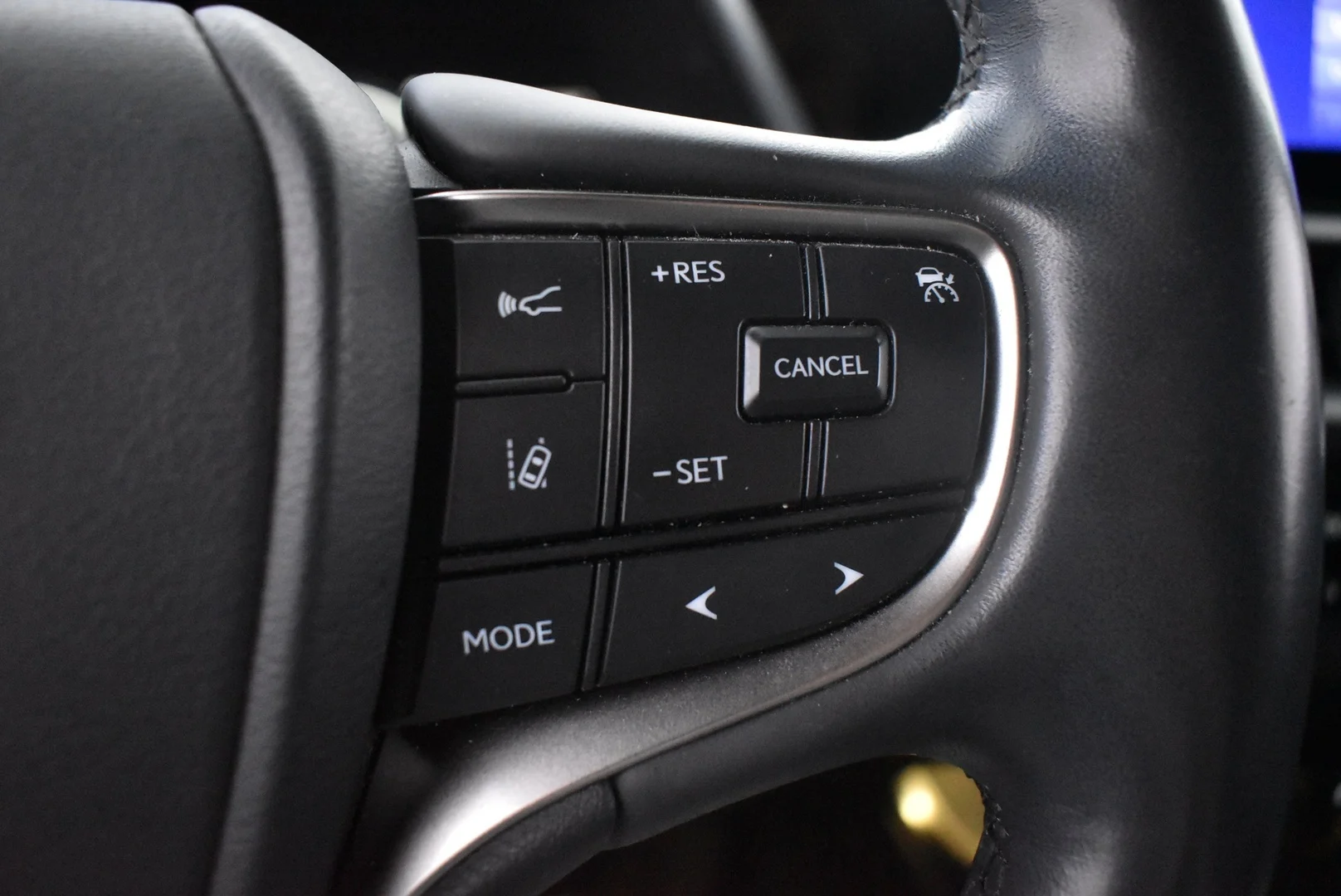 Car Image - EXIhqFwpa6WmRnGrJrTT1