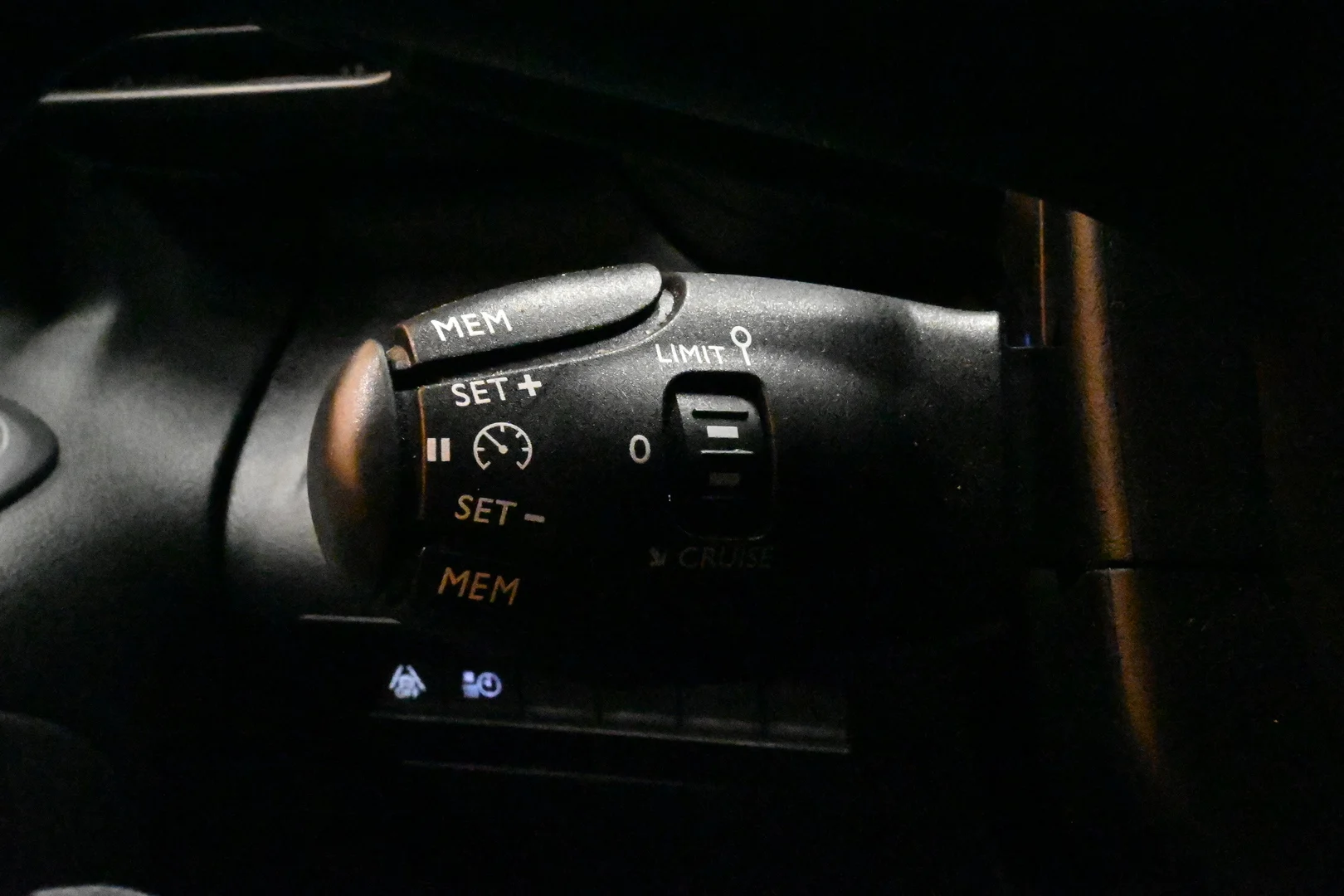 Car Image - 19AdhDJuGcD3G3cTrdVe6l