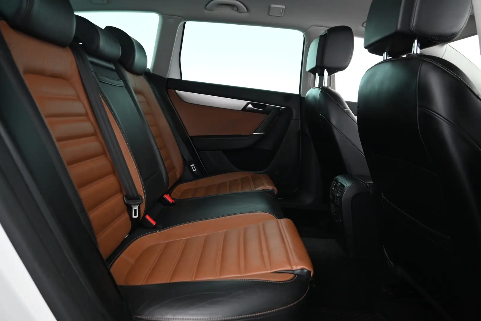 Car Image - 2HmluS9qMGdbo5lBZt9qvB