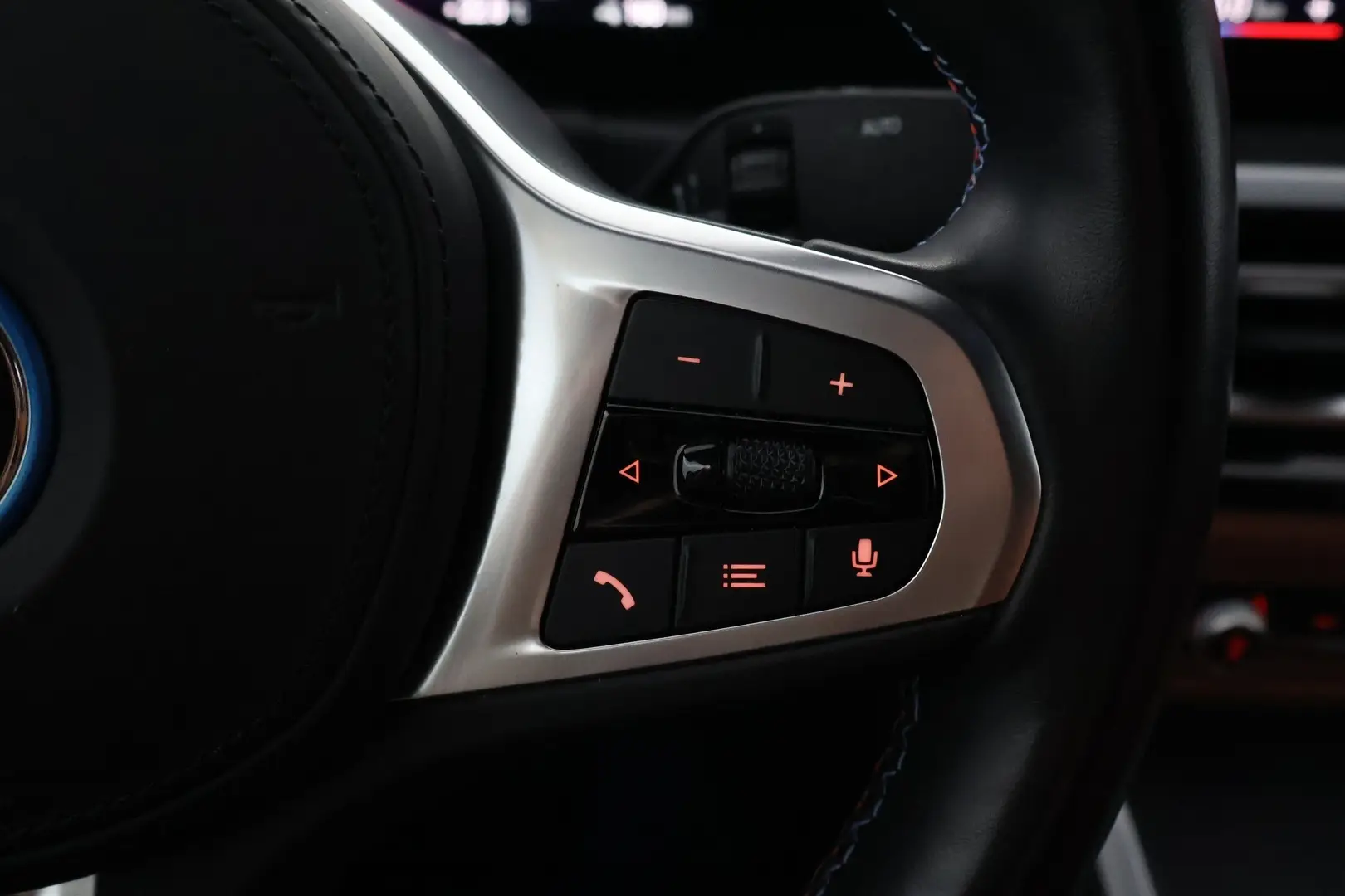 Car Image - 75q4TcbTJWwA5AR9stWAA4