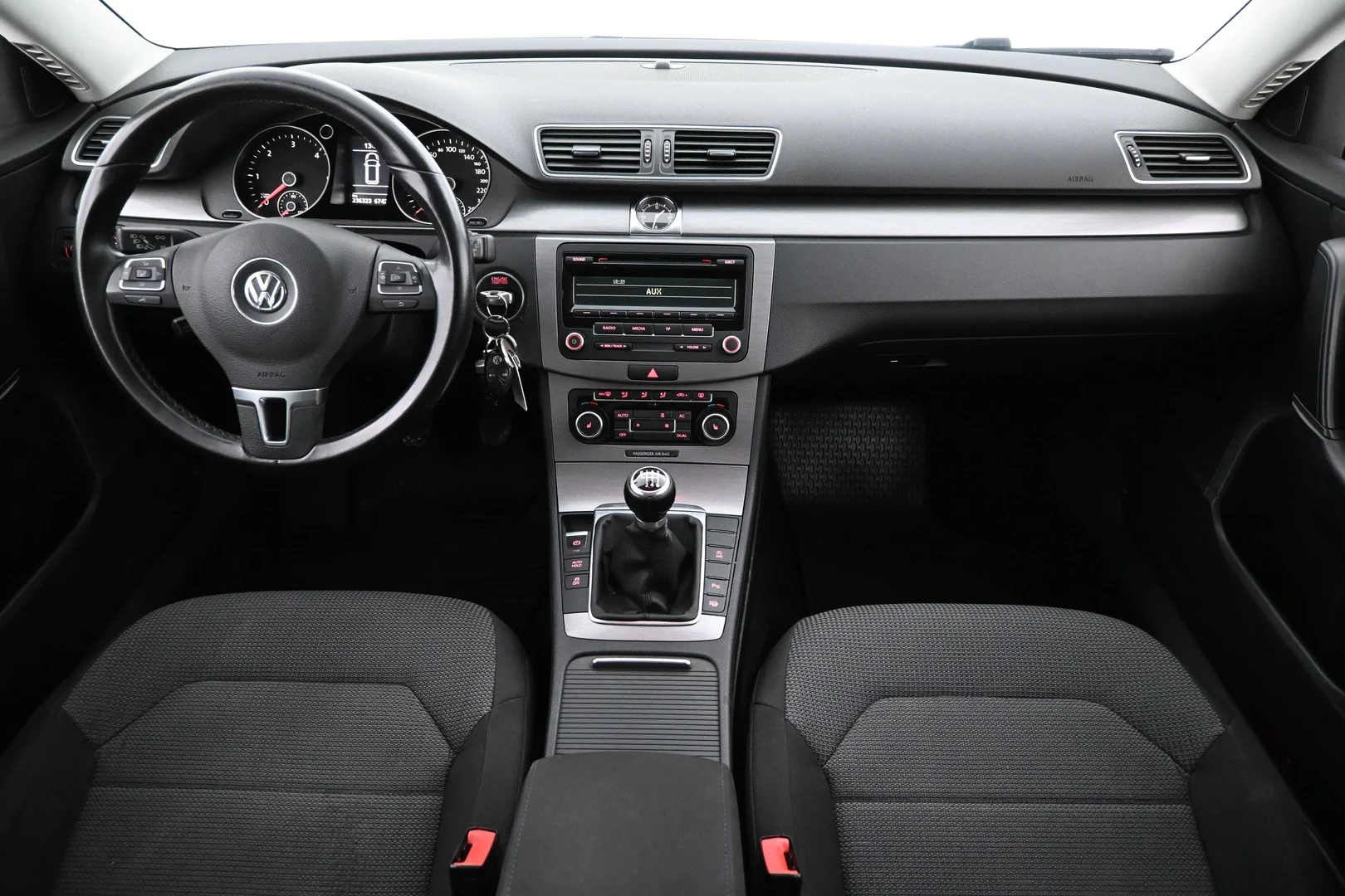 Car Image - 4ADE0O1Ah8KZHZ8MbdGVoC