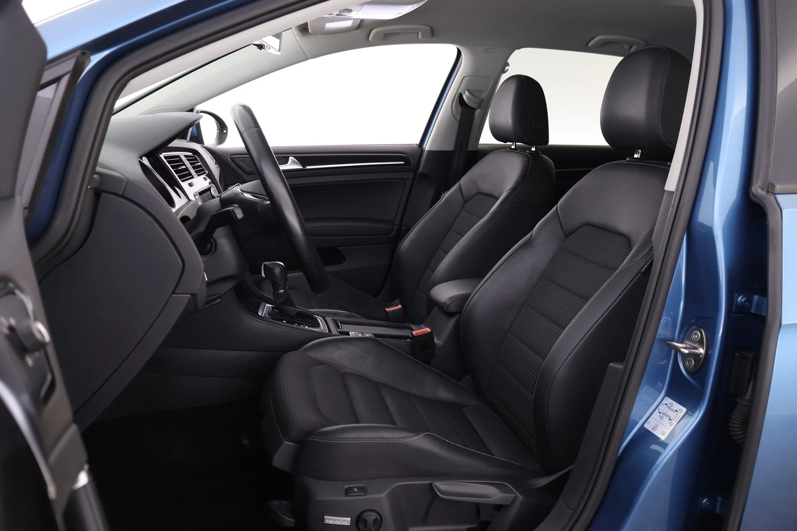 Car Image - 7w21B26TkGX45J5el6KNas