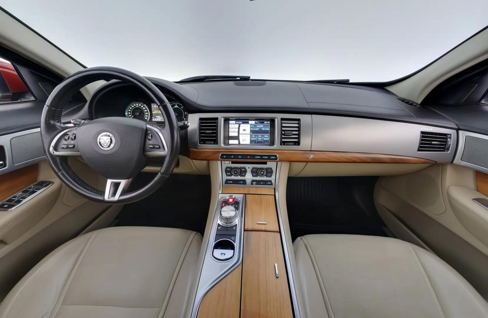 Car Image - 5QurBoK3CqHOxKPo1MzMop