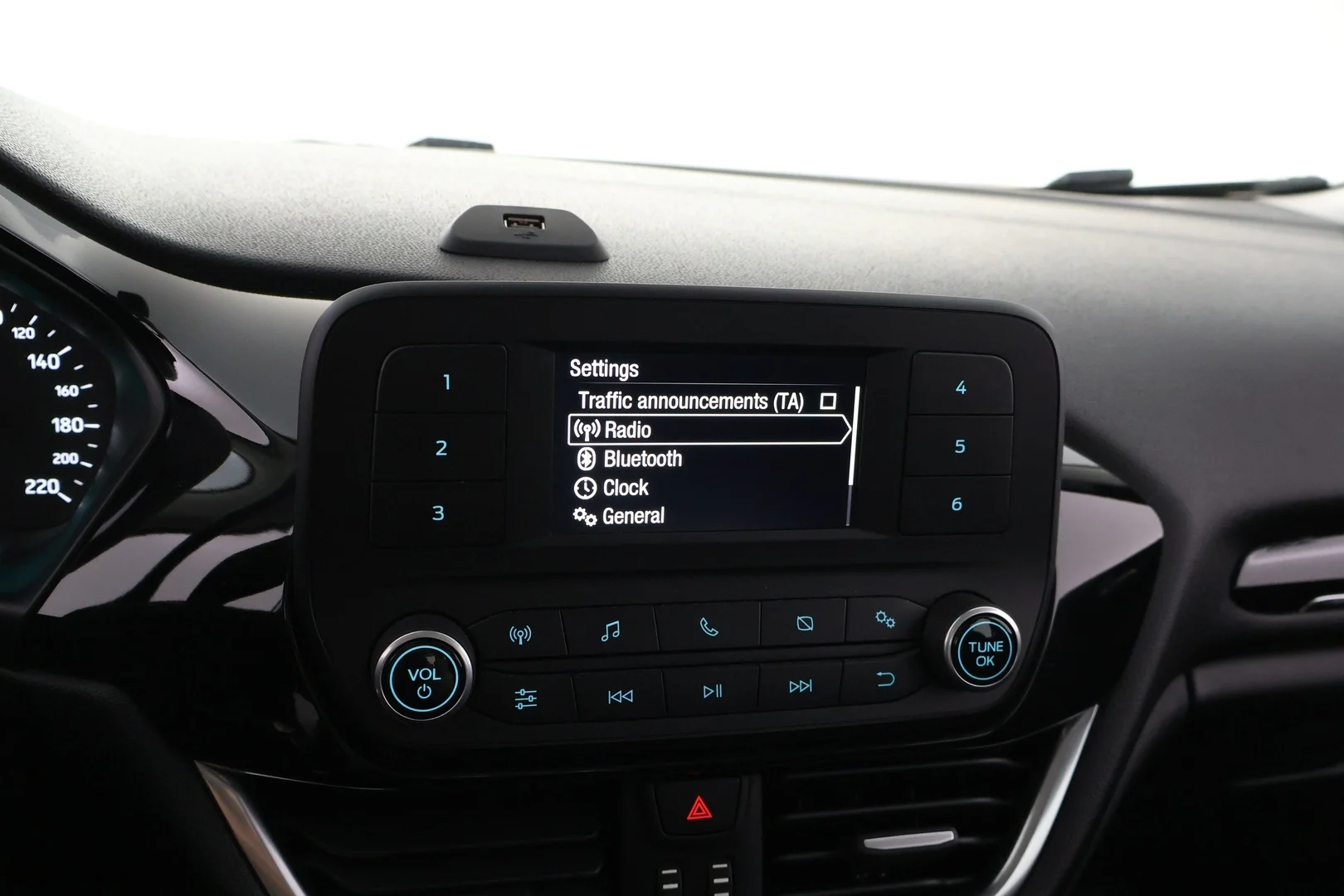 Car Image - 3yEBZR1fQfQgDigsBKFVXJ