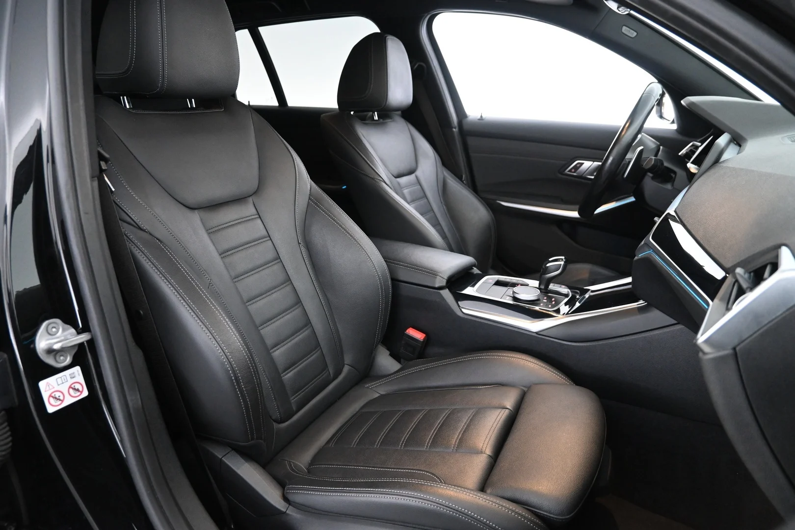 Car Image - 27XnguP3SHgkdcYnV060FN