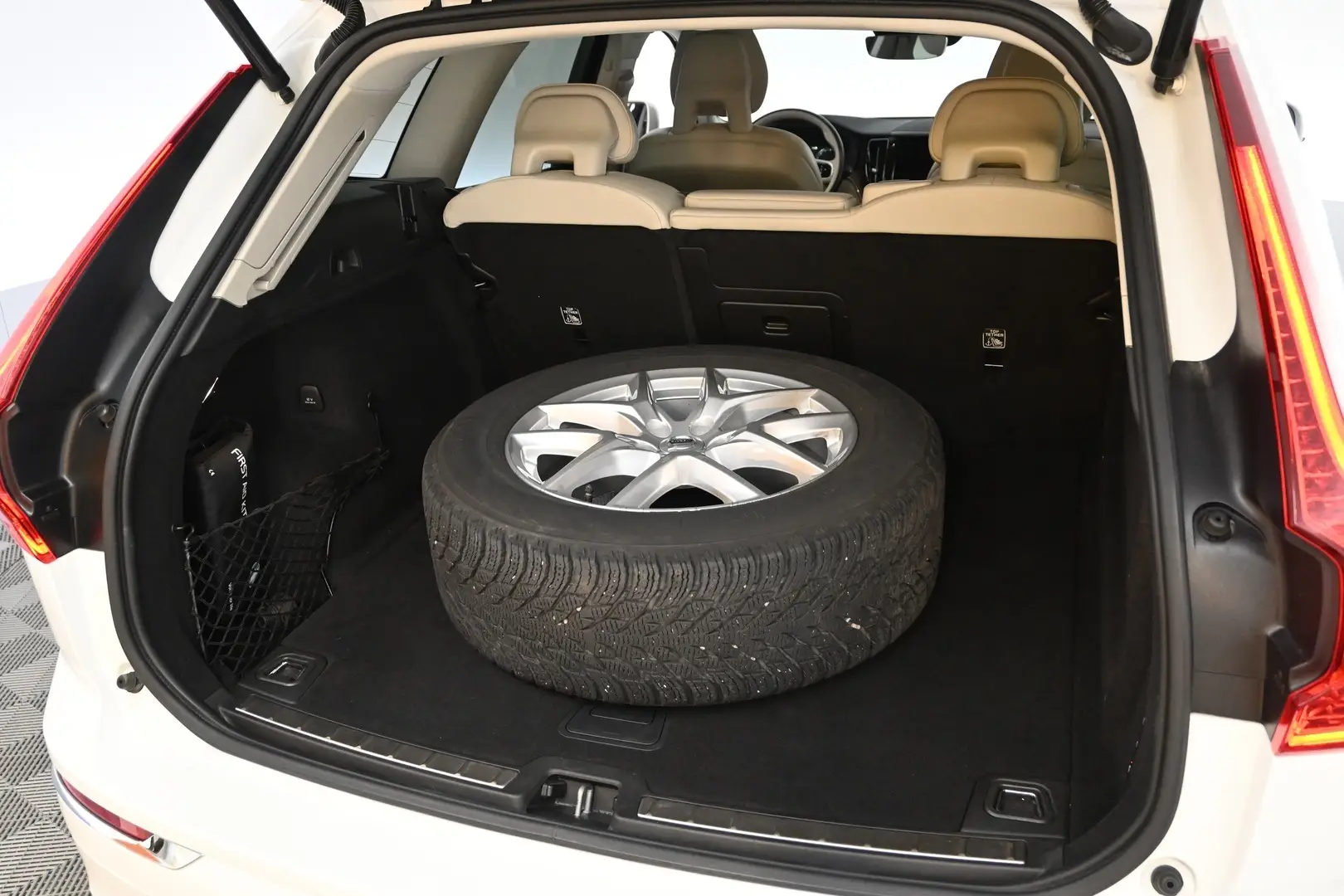 Car Image - 5OL38TqoPiTMCNeRN5oCsI