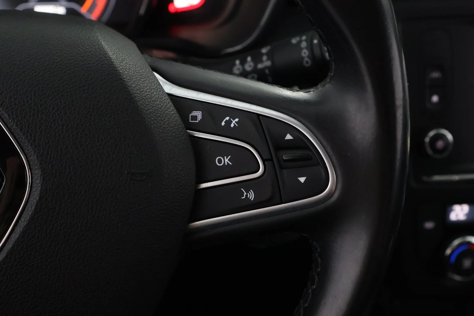 Car Image - 7gNPqmdEvCSMk00Xb3lSUl