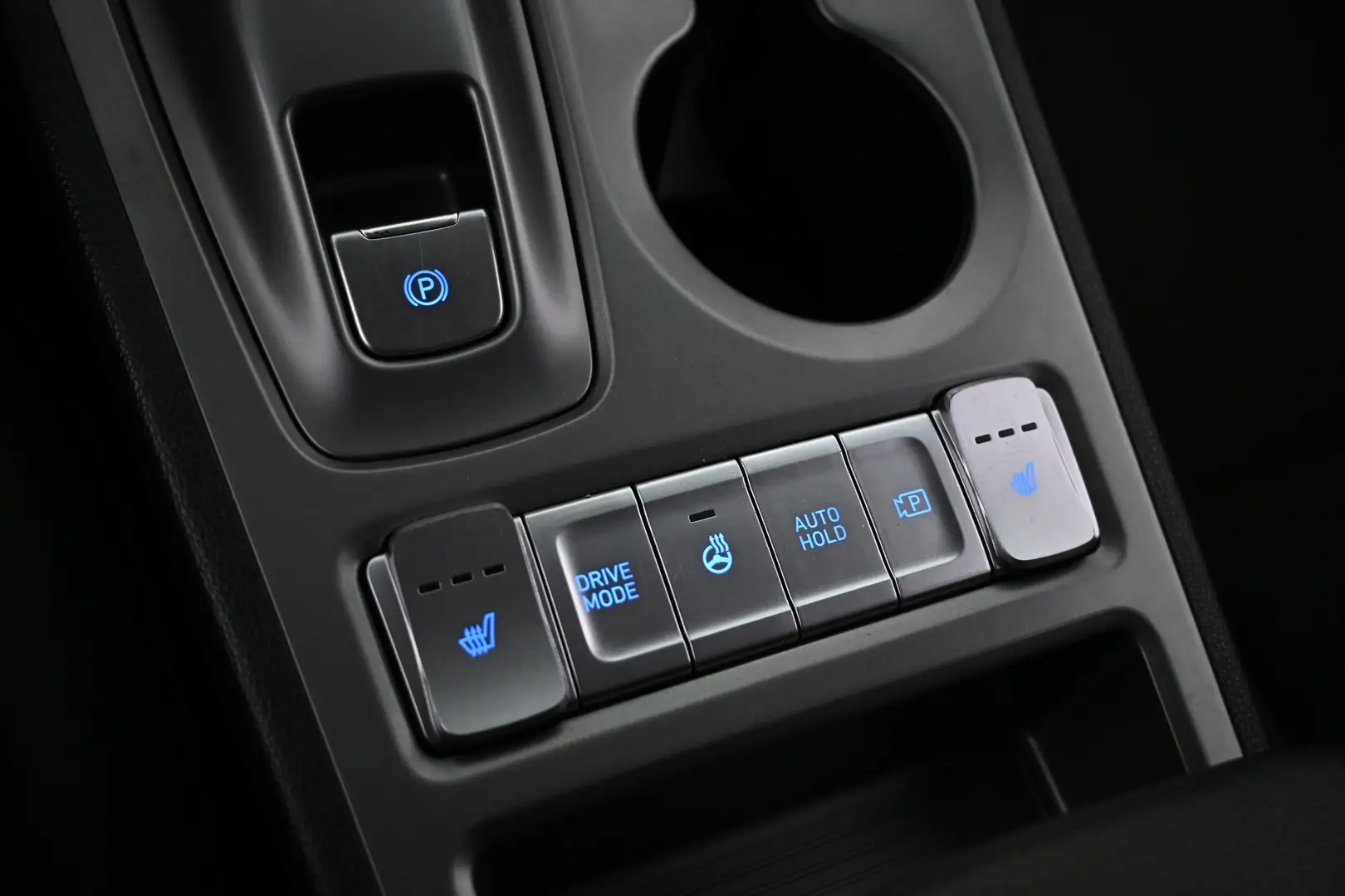 Car Image - 2yuIM8SzGMBMaXkgmcC7TN
