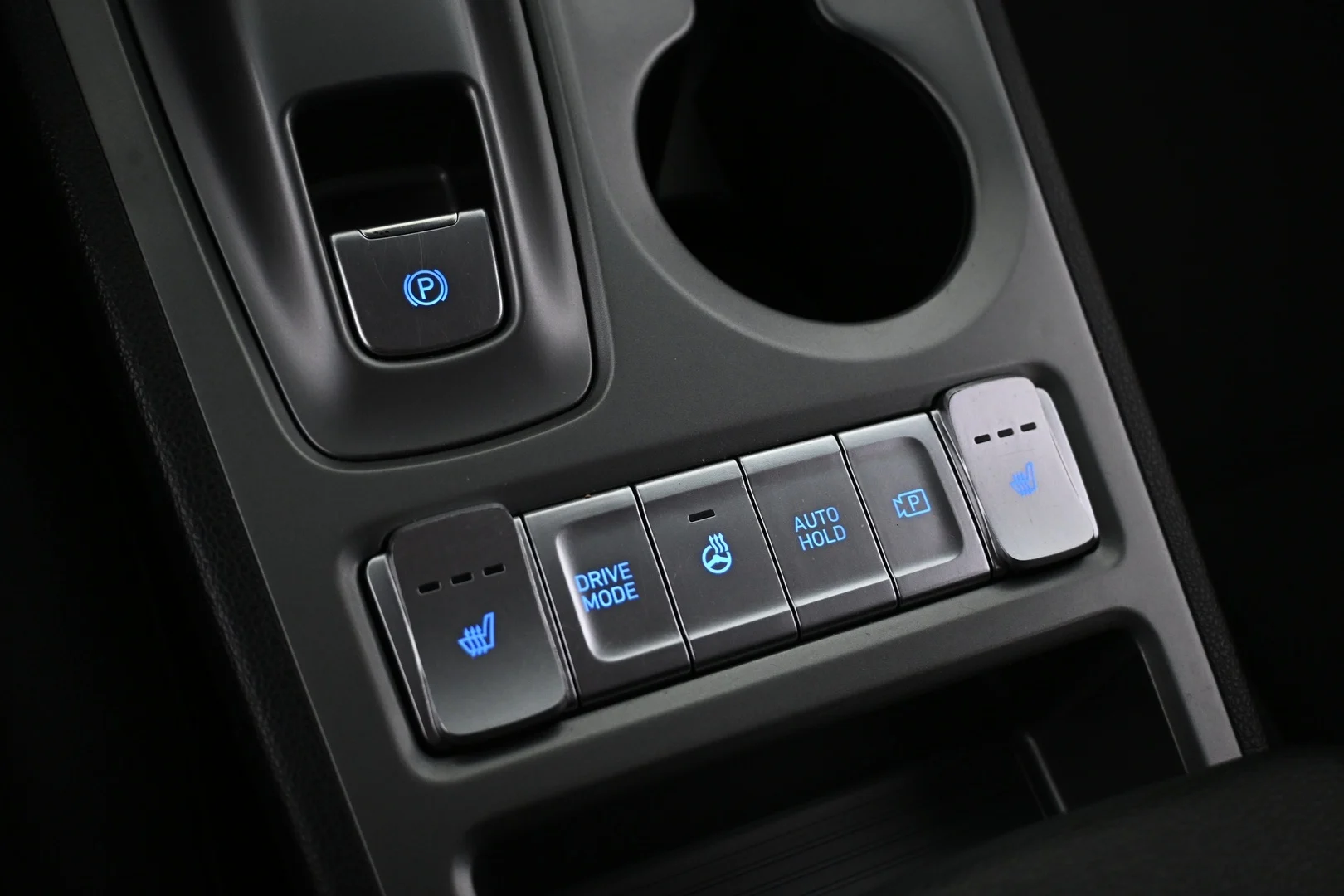Car Image - 2yuIM8SzGMBMaXkgmcC7TN