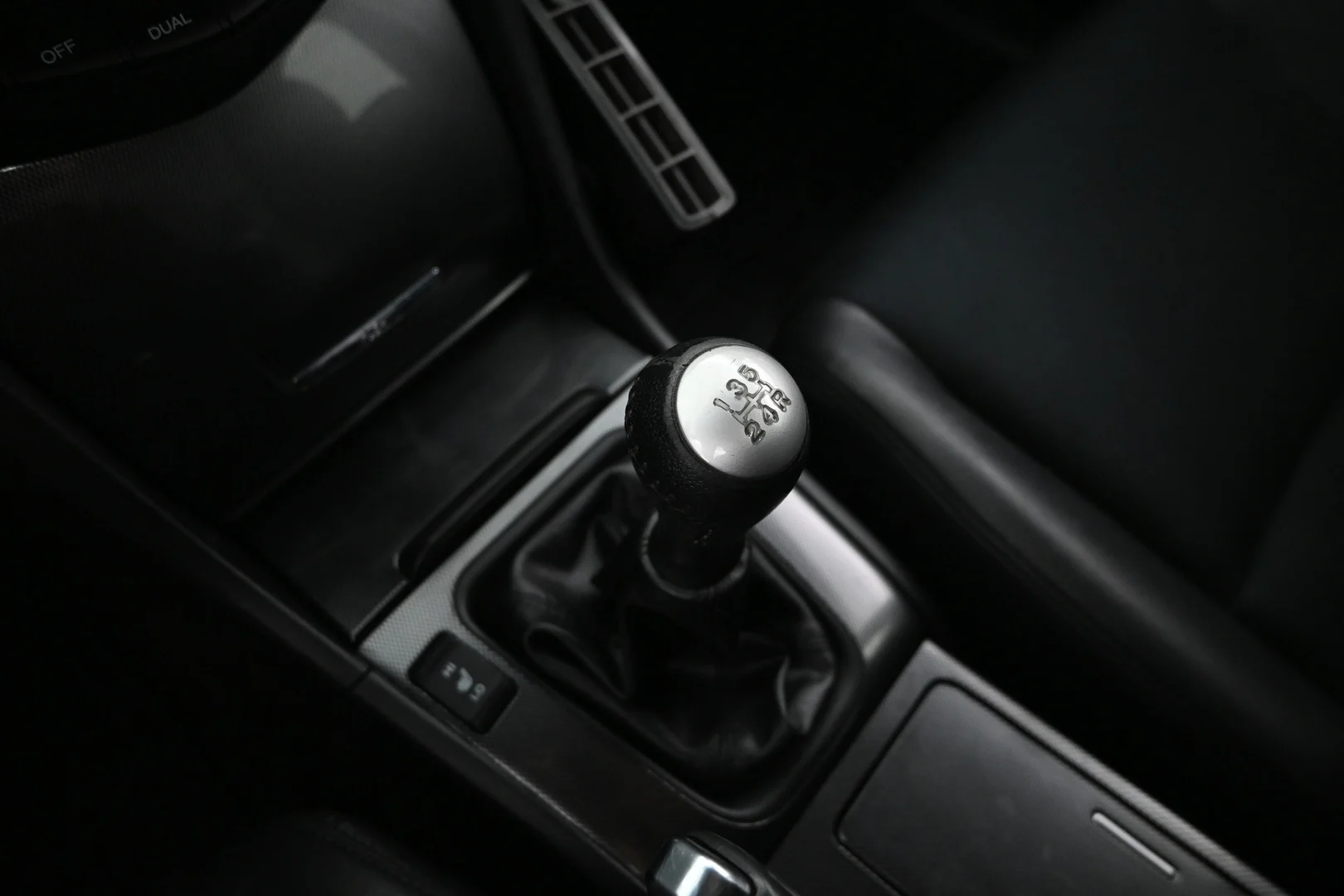 Car Image - 24c8sv75zJDgrGR82ZxrRT
