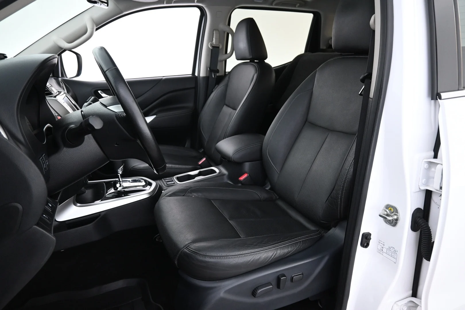 Car Image - 2gN9BzSaB6oRxJwx8yzCbC