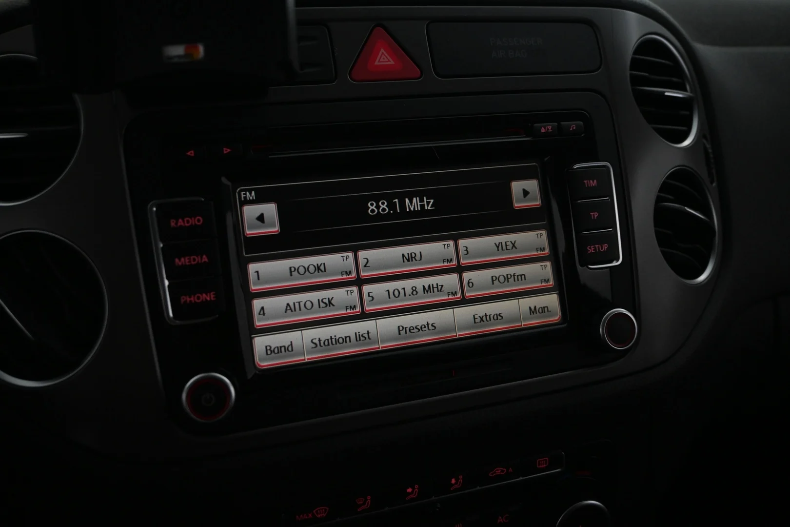 Car Image - 01xw4d9jBaH5HpeH8rQW8z
