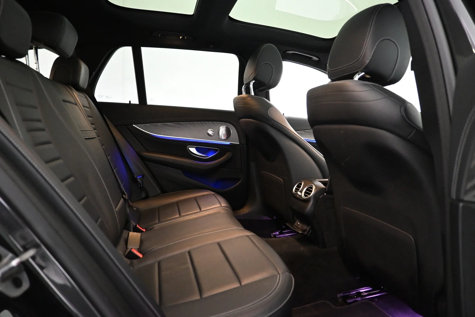 Car Image - 4CceUlSxhC6vLzOFDiMZWm