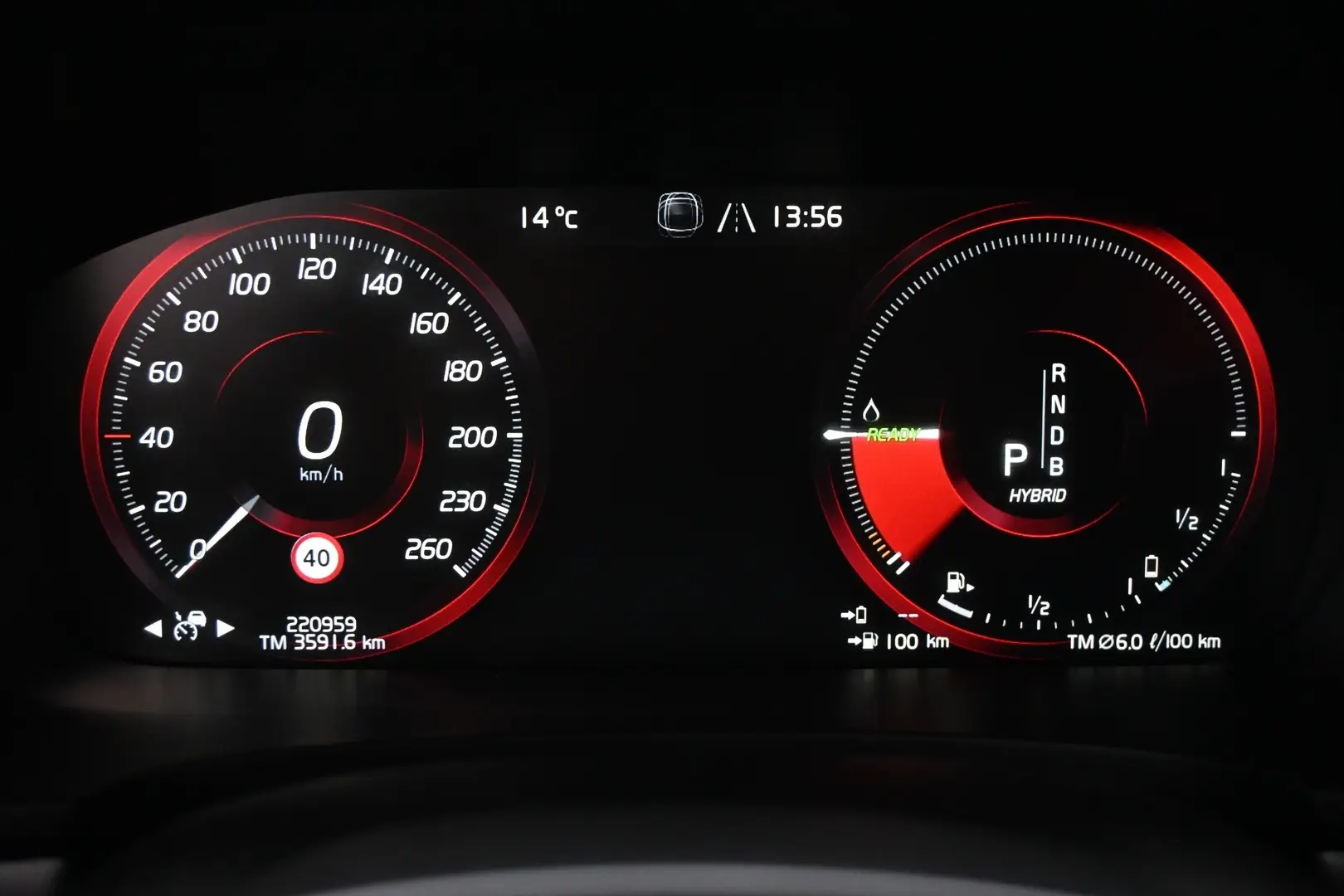 Car Image - 4YhpWxNRu17ubdRyrYm2LP