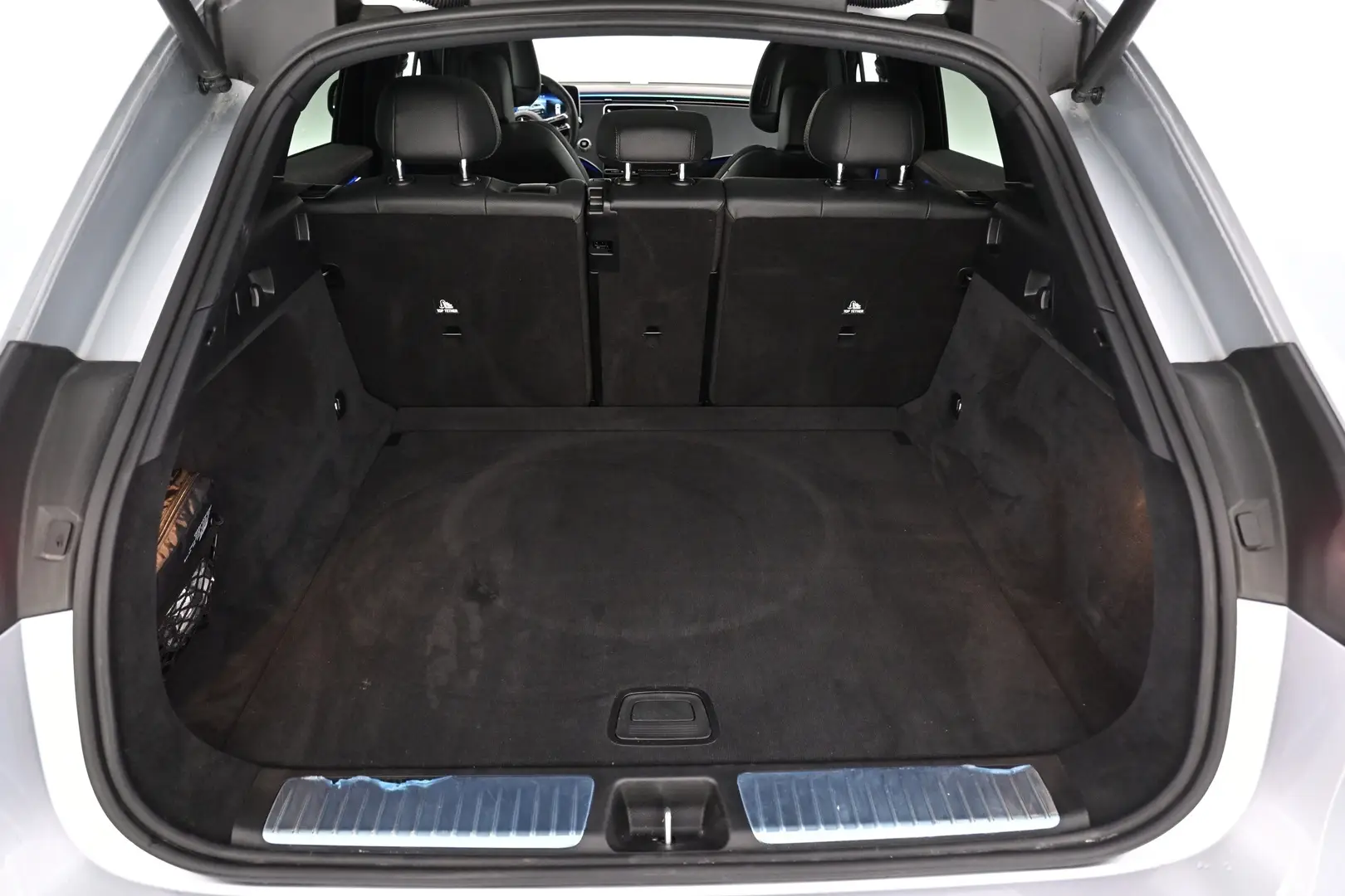 Car Image - 4qx7P0cF6FhGijqsQWAST5