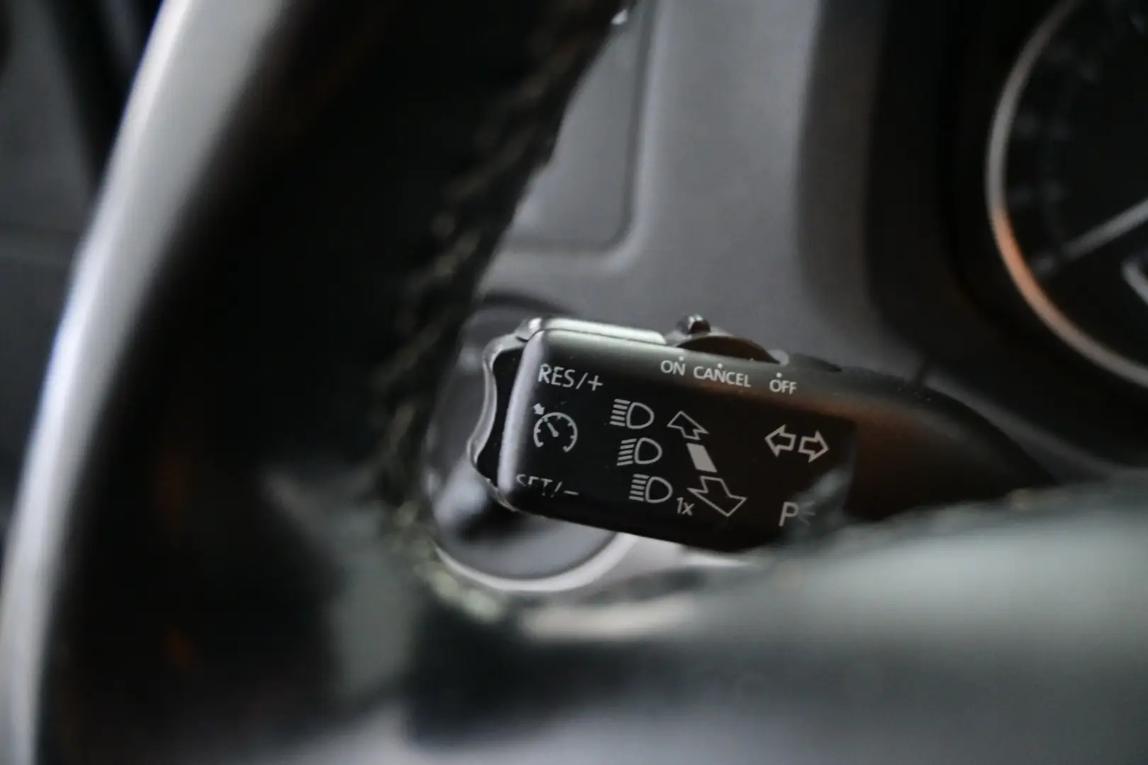 Car Image - mg2vJldTOdFbKZNs4RcwH
