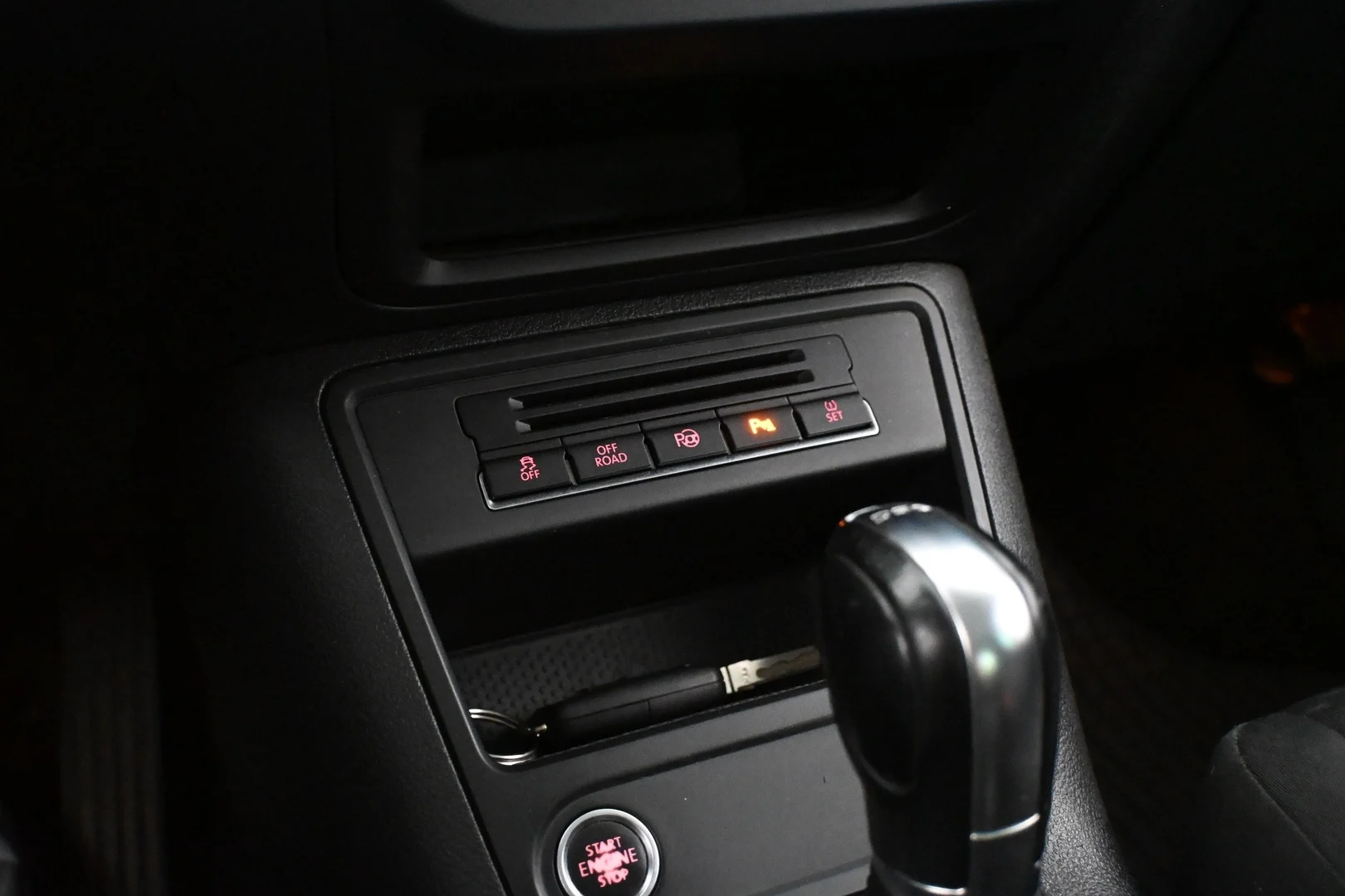 Car Image - 5JGv8hNTzPsQAuT4Xvej22