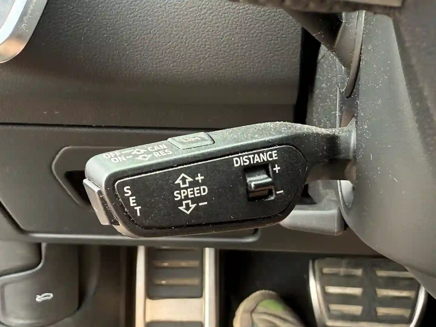 Car Image - 1UOyN37Tip0GkfGcEMg3W9