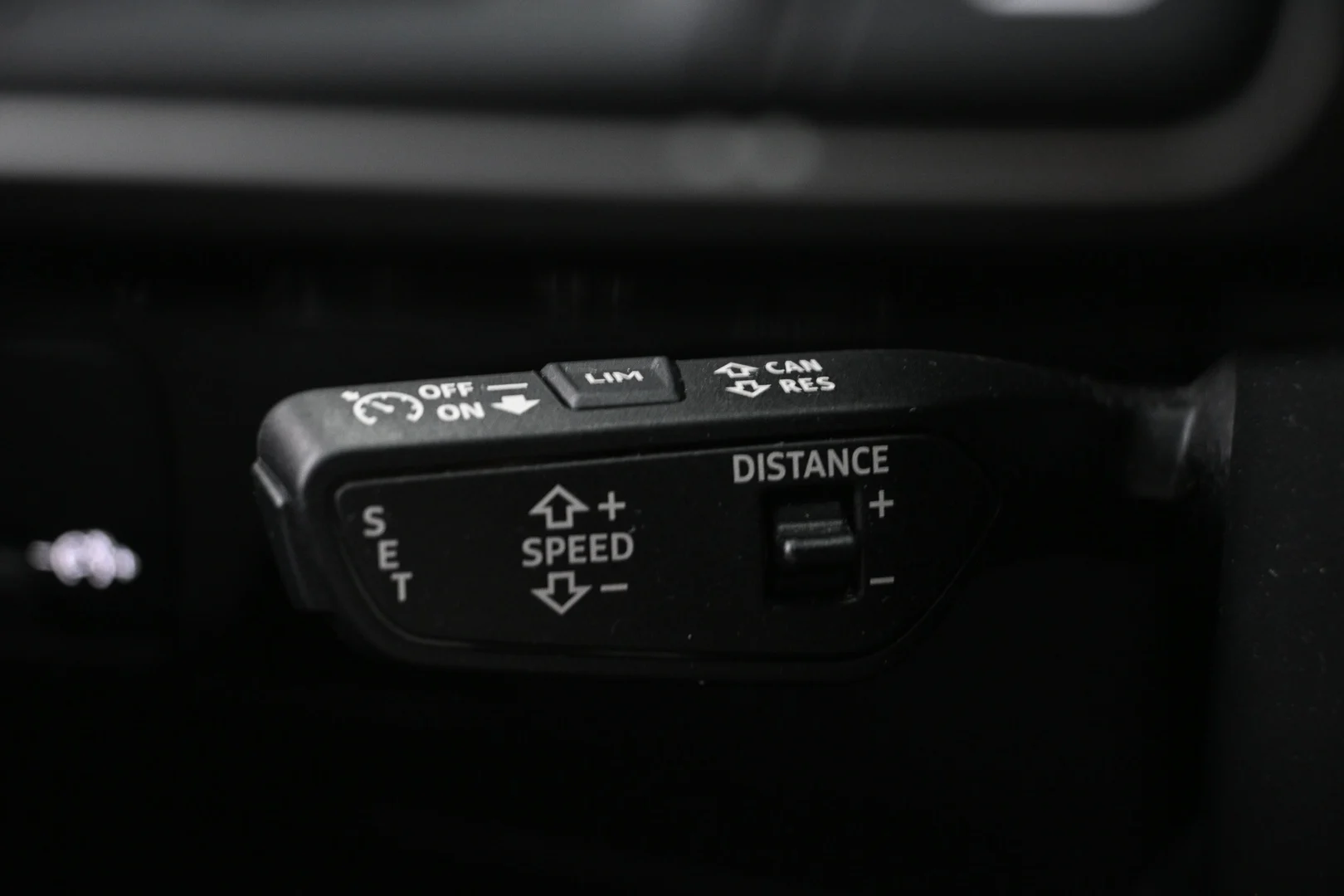 Car Image - 2g4cY4YqXgnwoXWvx8WBMH