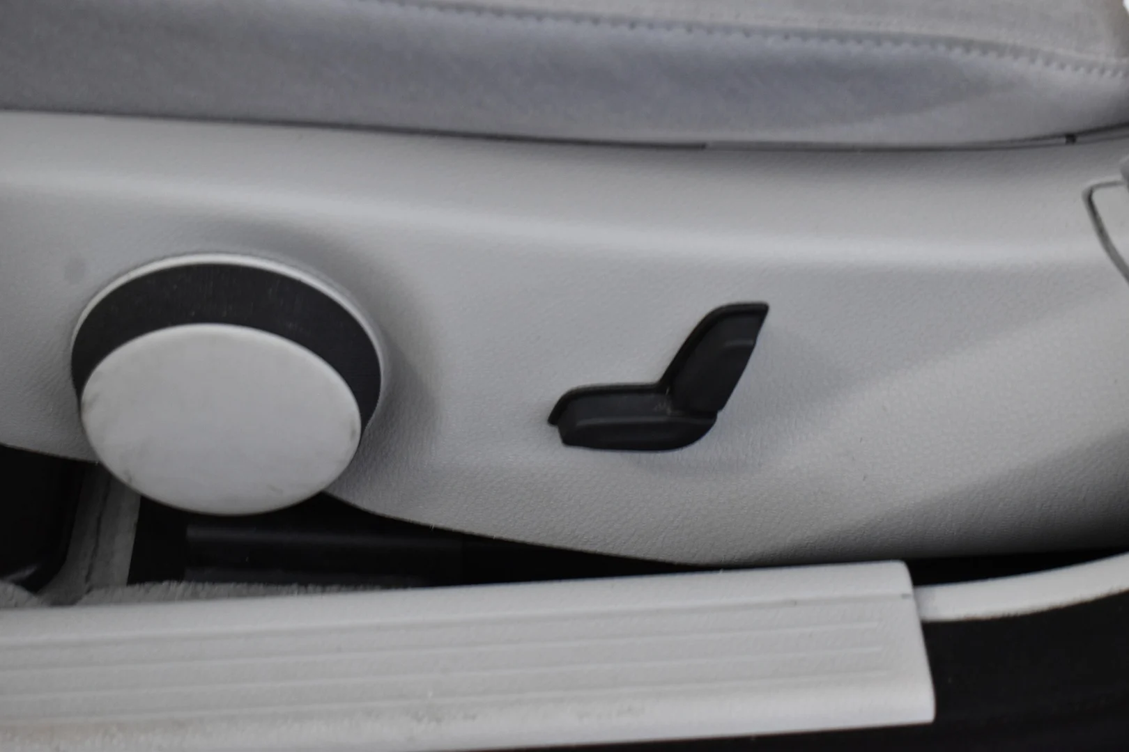 Car Image - 5QPElbmxYZSzXkABPm53xF