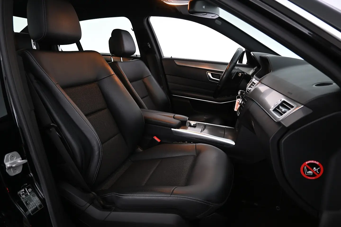 Car Image - 7EVBmiAbRKmq3o8mhpK9hx