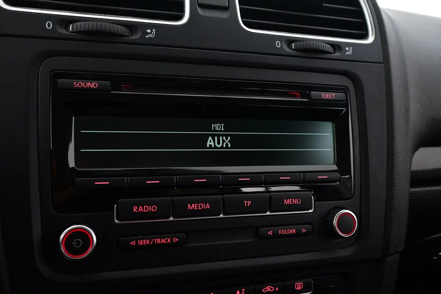 Car Image - HPLOmBcVImYhiydXpxRS5