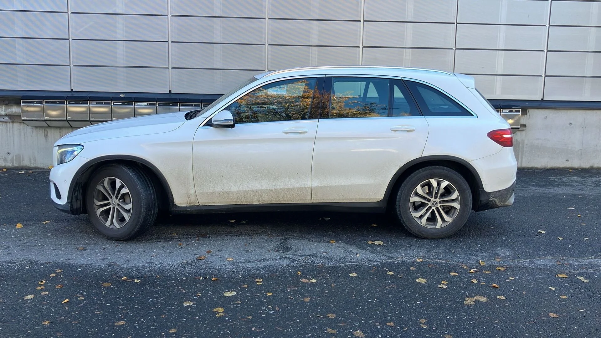Car Image - 1ctBQTdCTdFyQUhcuB4VyI