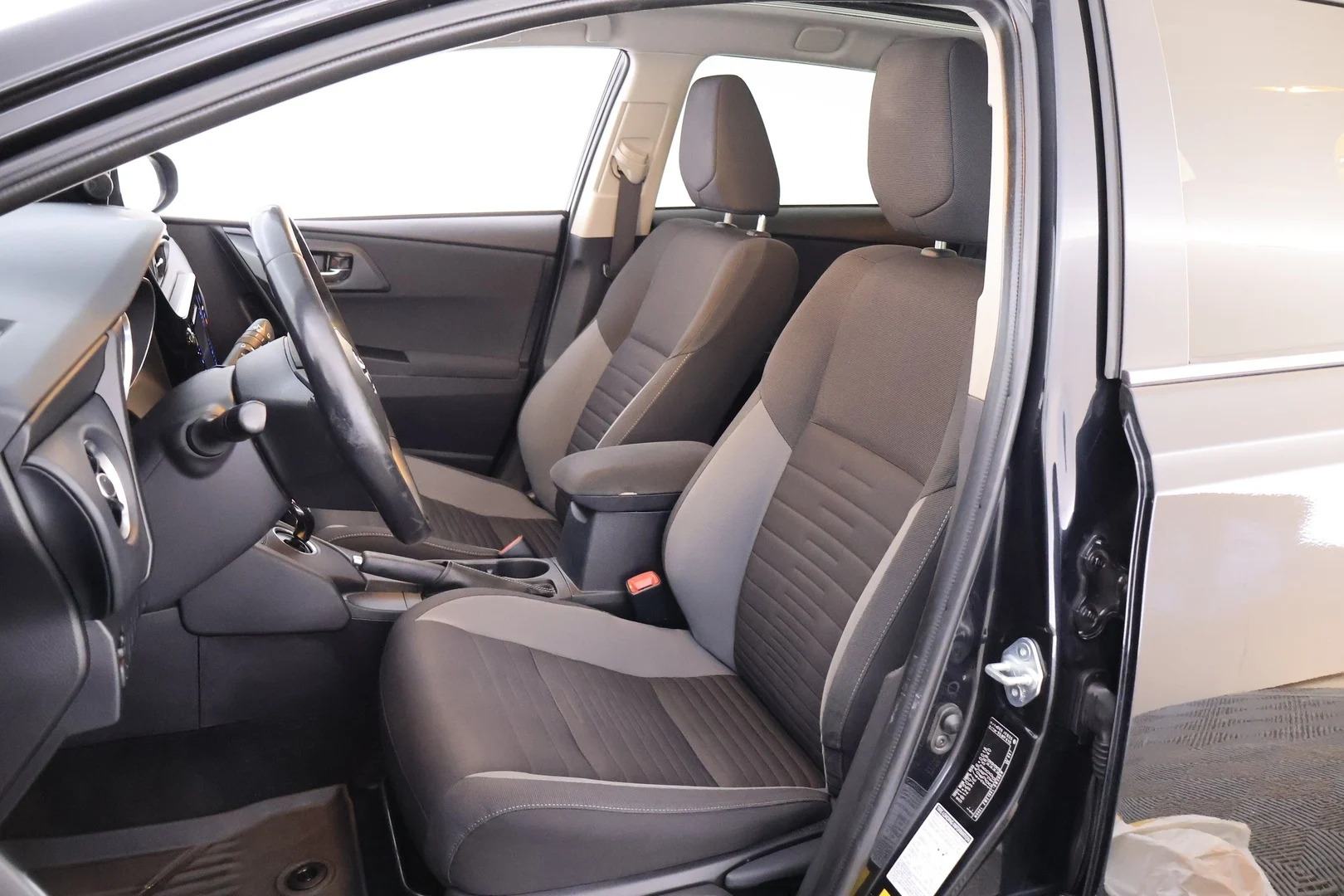 Car Image - 6yndvKqwWE9E2xqJR45MYL