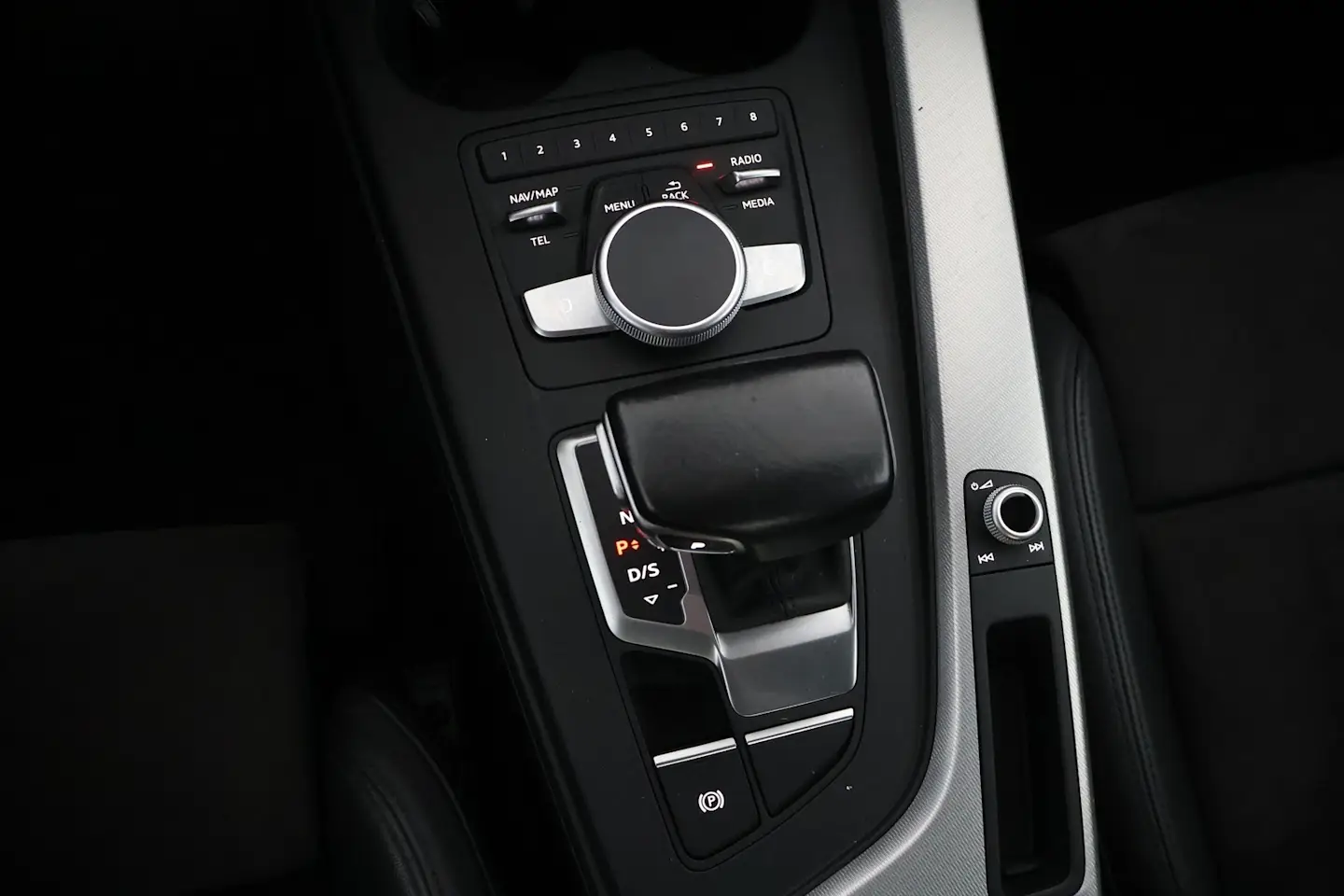 Car Image - 5wTSxuT0KcNUpLw5opb25e