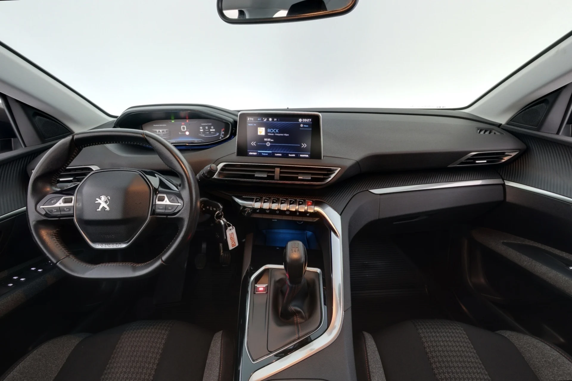 Car Image - 10R9JAeK5ljbLPHDAaTBMU