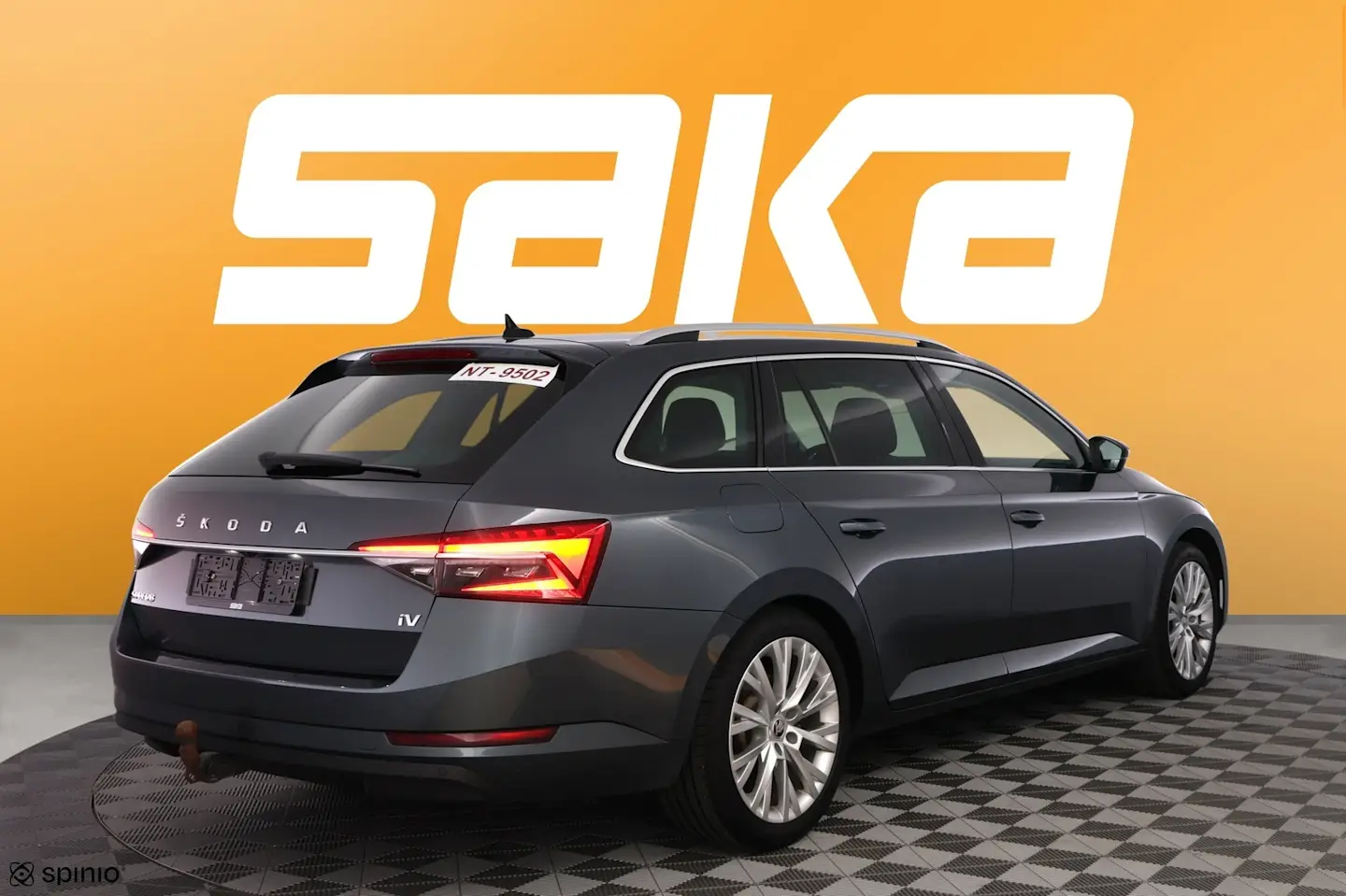 Car Image - 18XN1WL3c4vSF55U1BgOzL