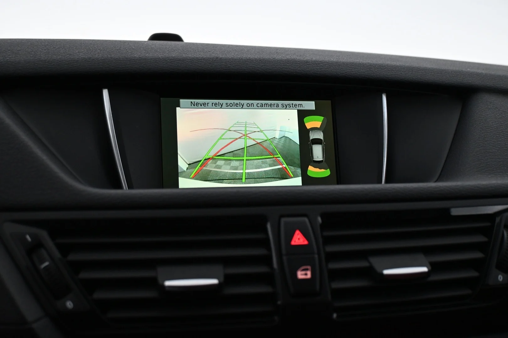 Car Image - xQtD4Z5BuJfAoDk54j3oY