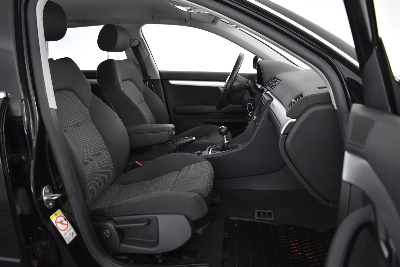 Car Image - 4s3tW7dDUhbqUR4z4sZkDE