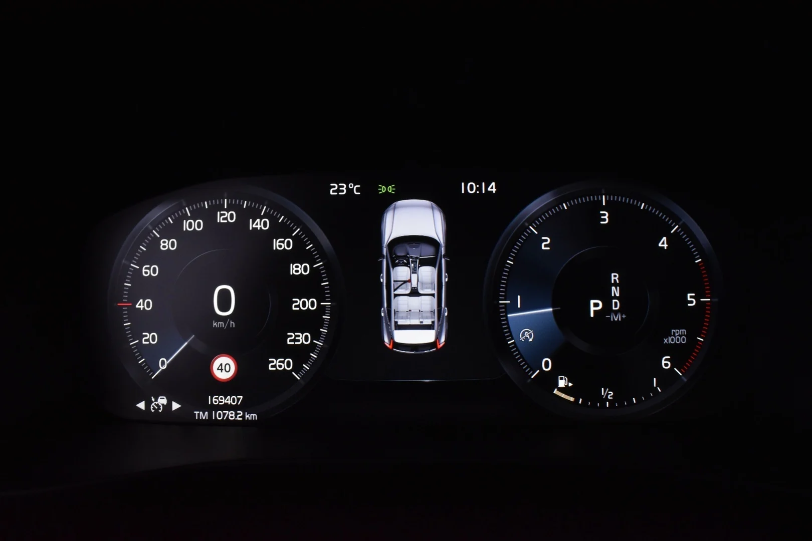 Car Image - 2QYuHWR5ifdTucruvestxd