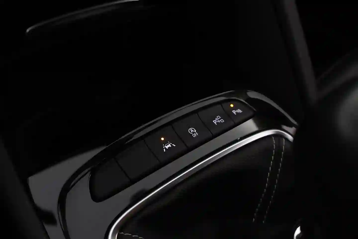 Car Image - 33SzX4x8d4EcSCVxbxnzdo