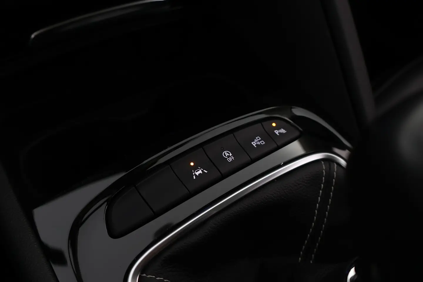 Car Image - 33SzX4x8d4EcSCVxbxnzdo