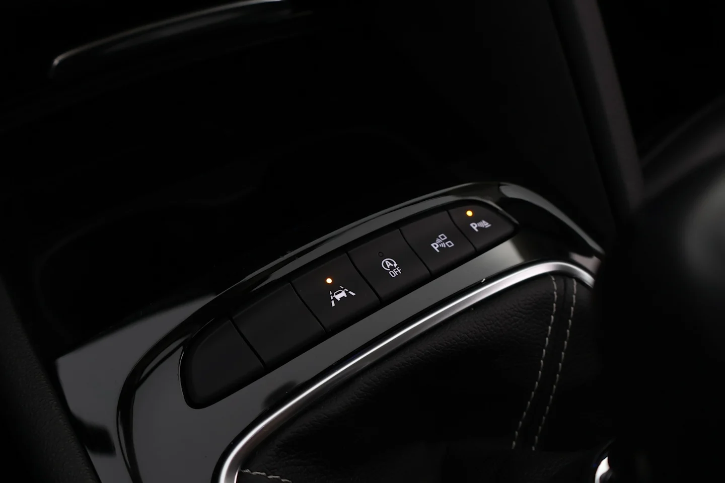 Car Image - 33SzX4x8d4EcSCVxbxnzdo