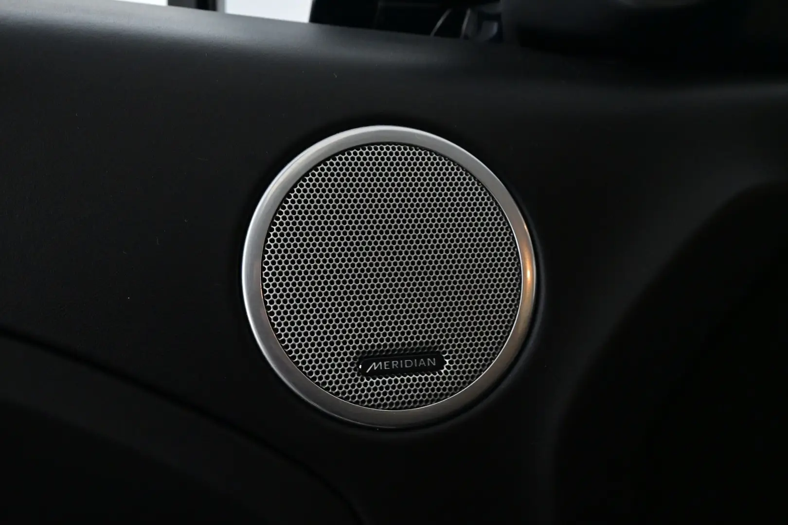 Car Image - 6jb5Ym1TZ6vFJgFb1FComq