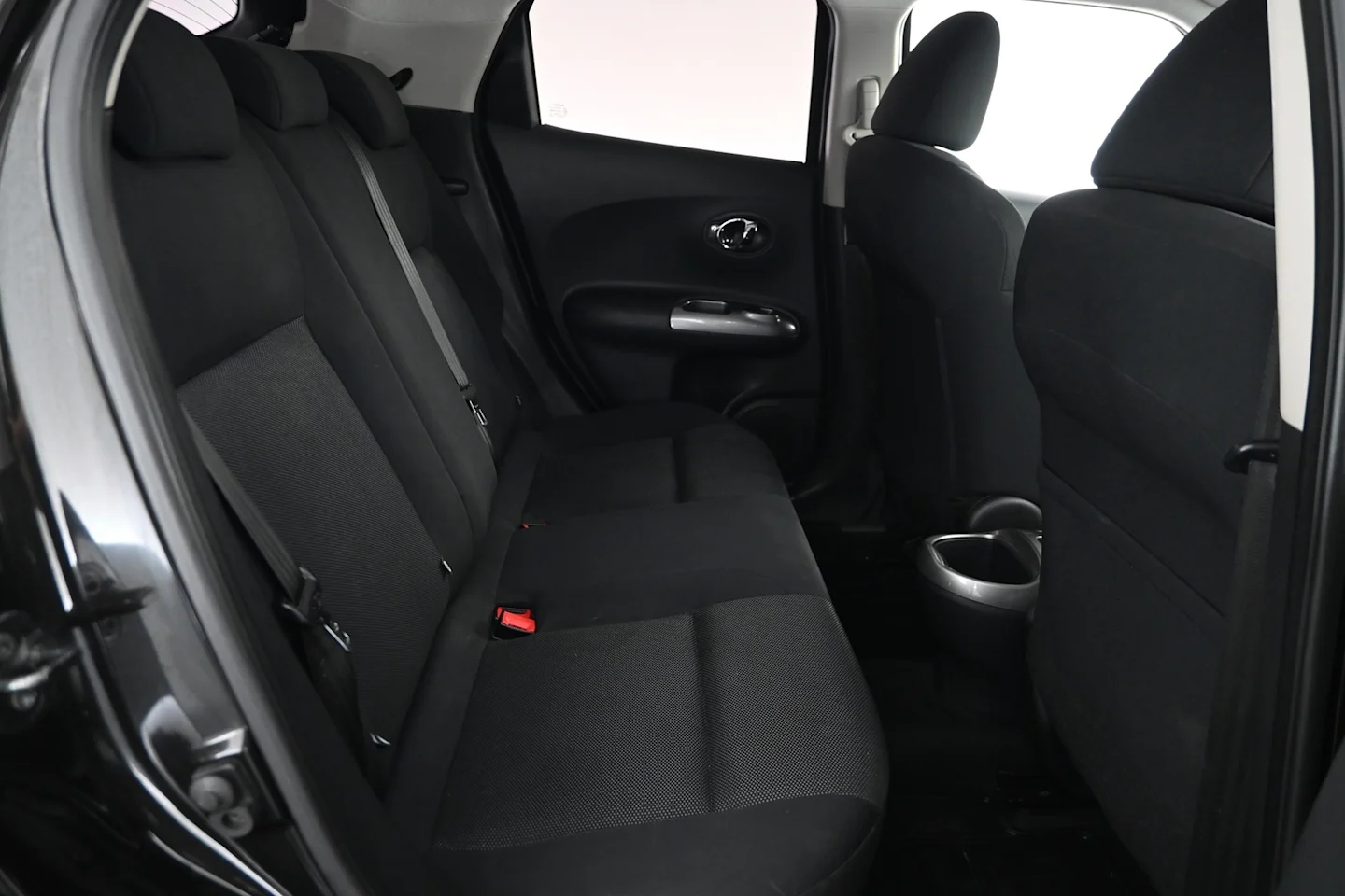 Car Image - 6Dh2QC7mNZSym18ooLxp5y