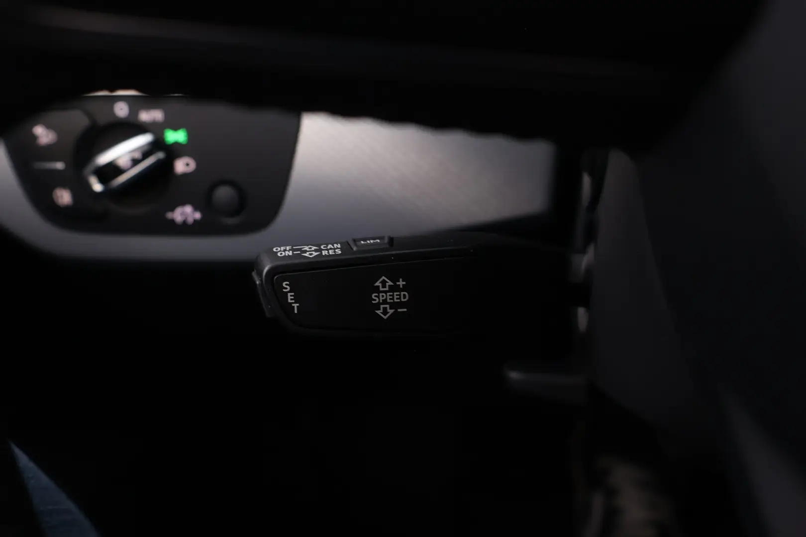 Car Image - 6bvUYXOuhrvwELjwrq4LO0